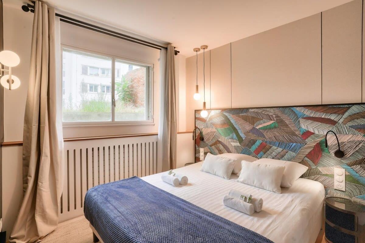 Beautiful 3 Bedrooms Near Eiffel Tower Apartment
